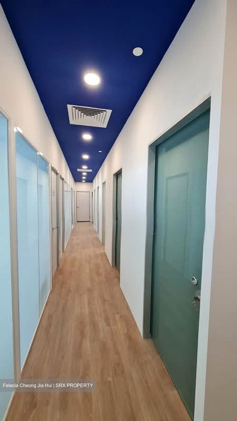 Woods Square (D25), Office #571659131
